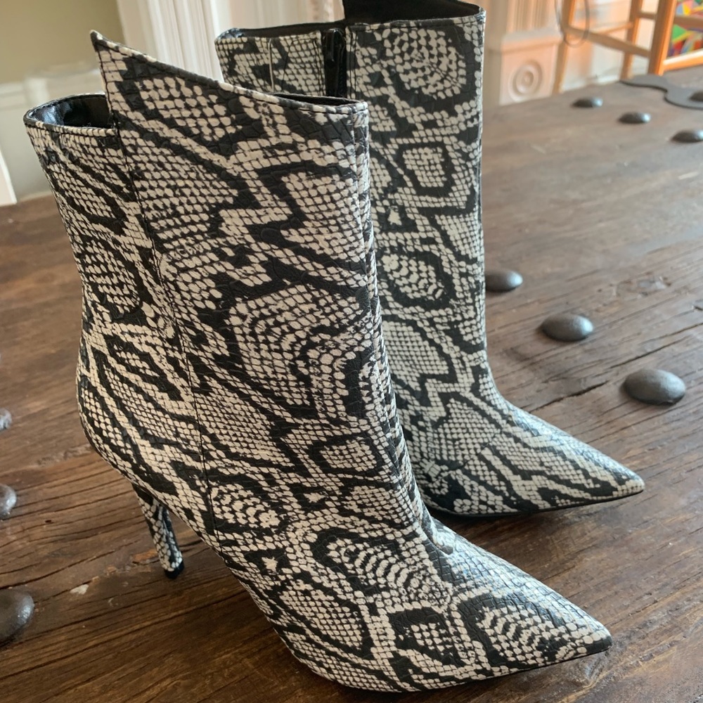 NWOT Express Snake skin ankle stiletto bootie
